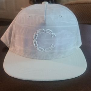 Crooks and castles white snapback